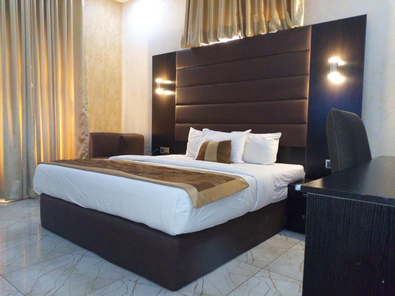Bana Hotel & Suites Λάγος Εξωτερικό φωτογραφία