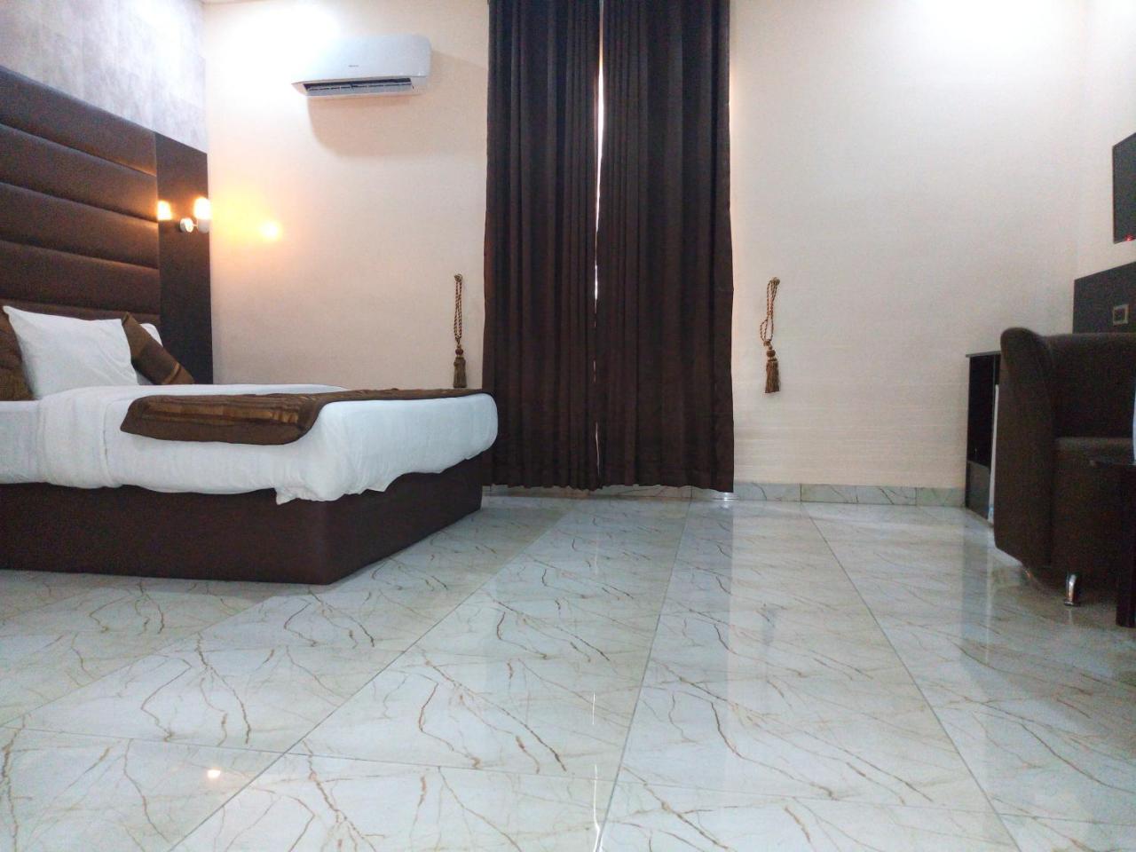 Bana Hotel & Suites Λάγος Εξωτερικό φωτογραφία